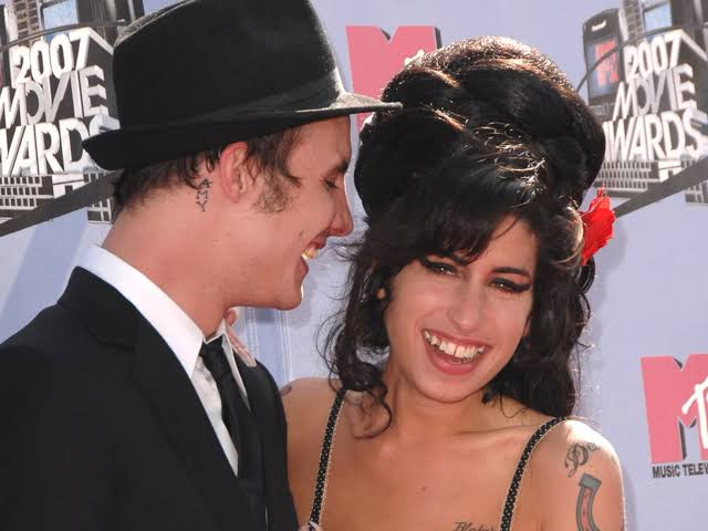 Amy Winehouse: ¿Por qué culpan a su expareja de su muerte?