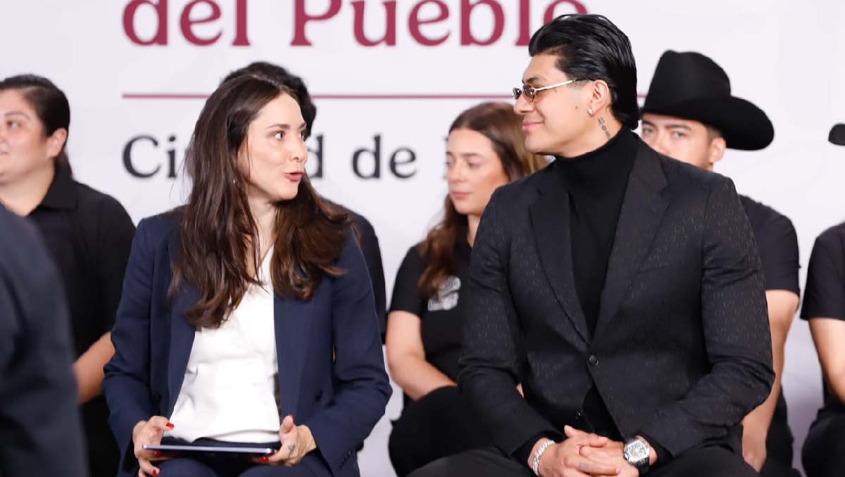 El Bogueto acudió a la Mañanera del Pueblo para promover México Canta. | Foto: Ariana Pérez