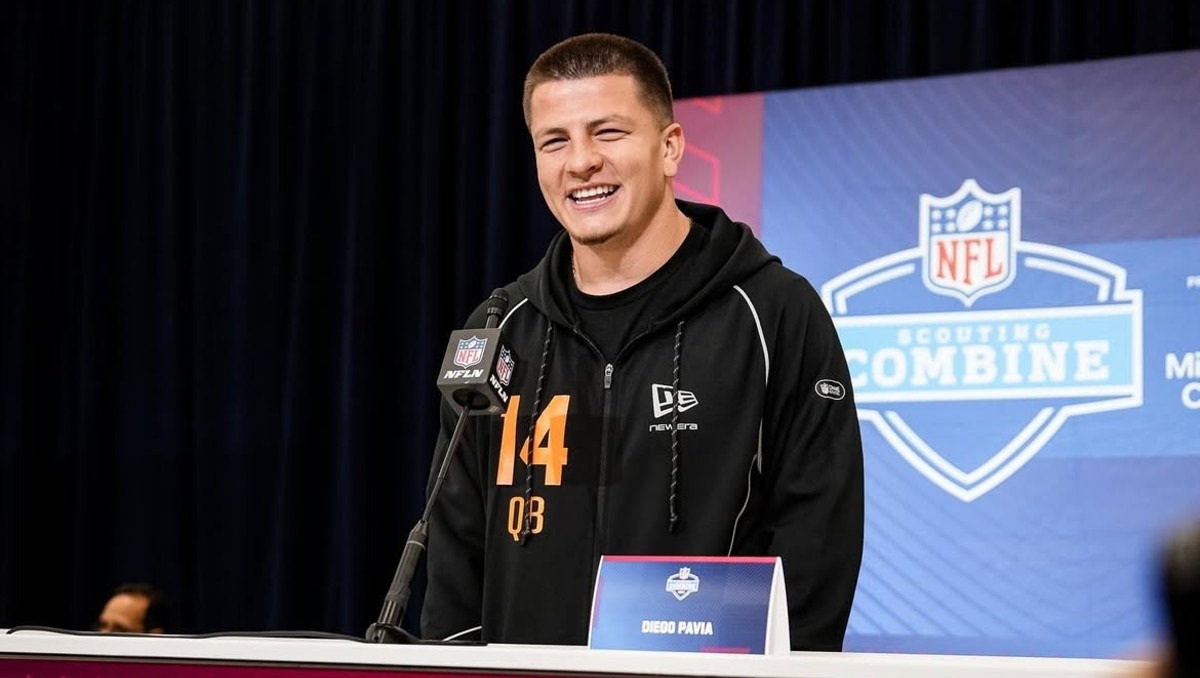 Diego Pavia queda libre tras ser cortado por los Ravens. (Redes Sociales)