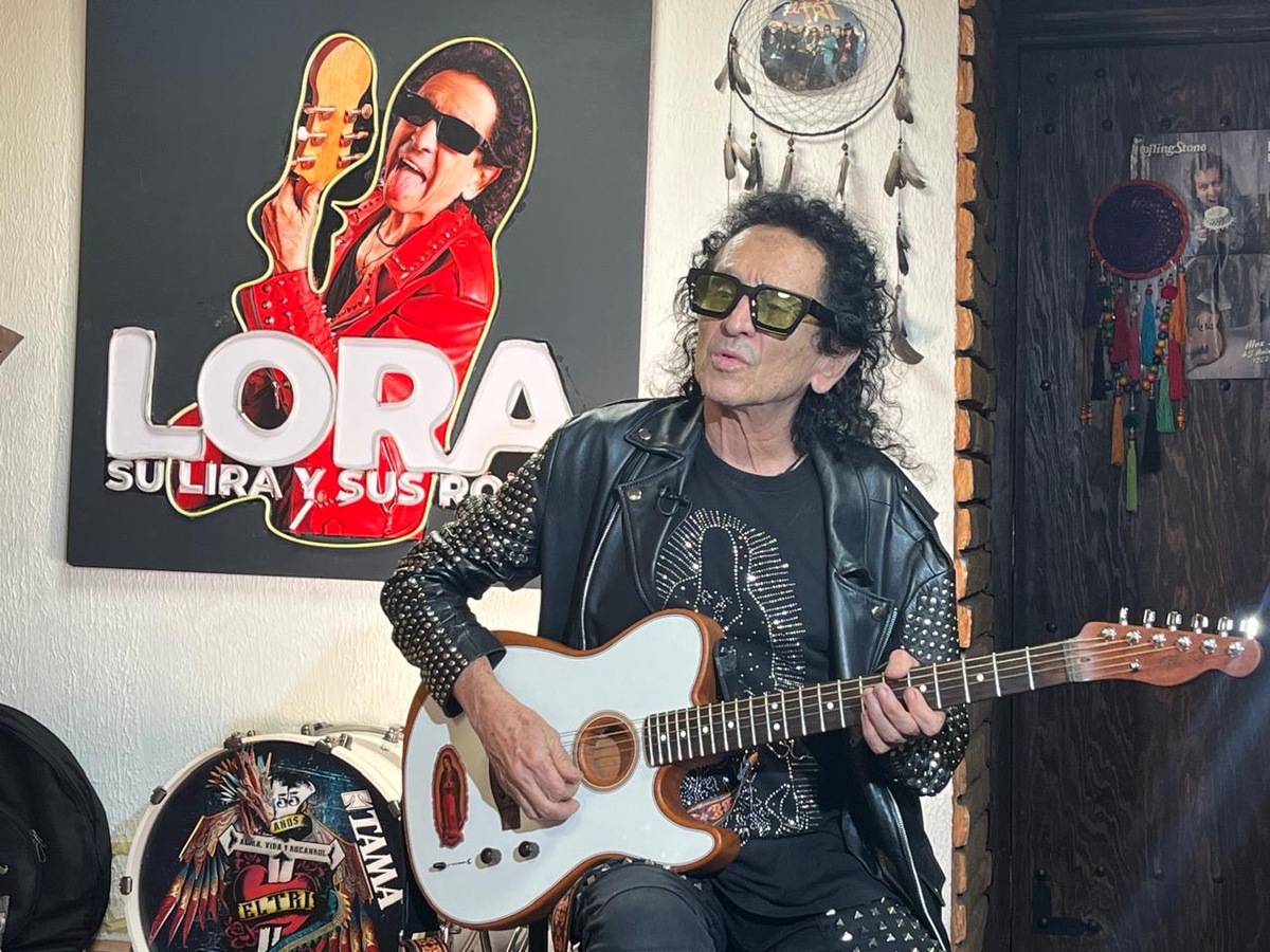 Alex Lora llega al Palacio de los Deportes | Especial