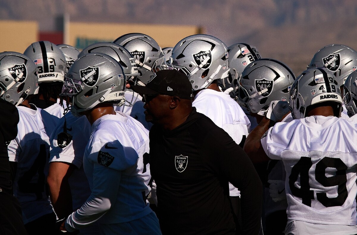 Cambios de filosofía en Las Vegas Raiders para la temporada 2026 de la NFL (Especial)