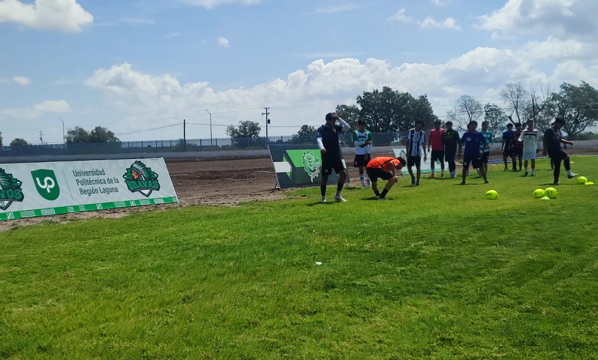 Las clases serán a cabo en los nuevos campos deportivos de la universidad a cargo de Franco Damián, ex fuerzas básicas de River Plate. (Cortesía UPRL)
