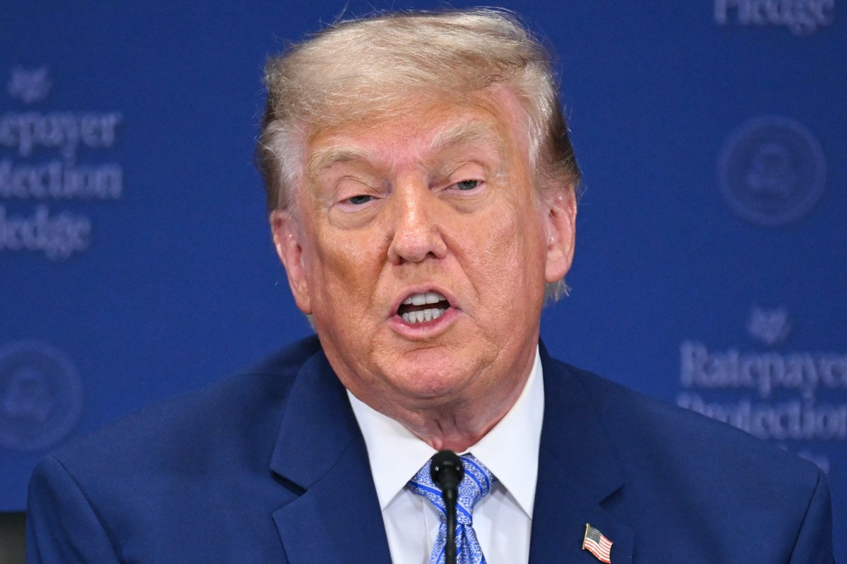 Donald Trump, habló sobre el Compromiso de Protección del Consumidor en la Agencia de Protección Ambiental (EPA) en Washington. | AFP