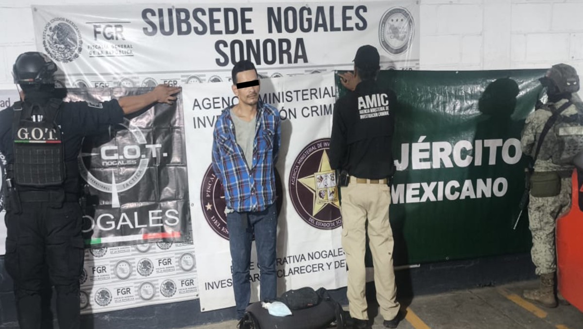 Elementos federales y locales aseguraron la dosis de fentanilo tras la detención del sospechoso. | Foto: Especial
