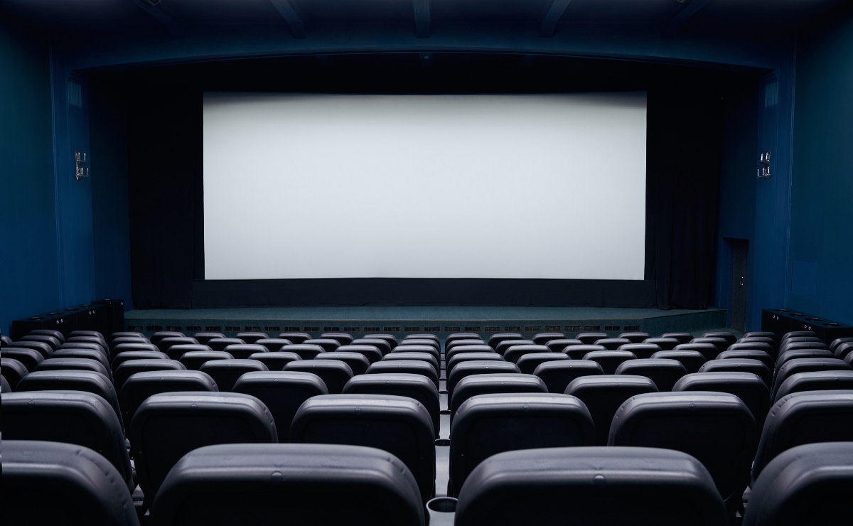 “Las salas de cine son santuarios en los que se forjan mitos, deseos e ideales”. (ArtPhoto_studio | Magnific)