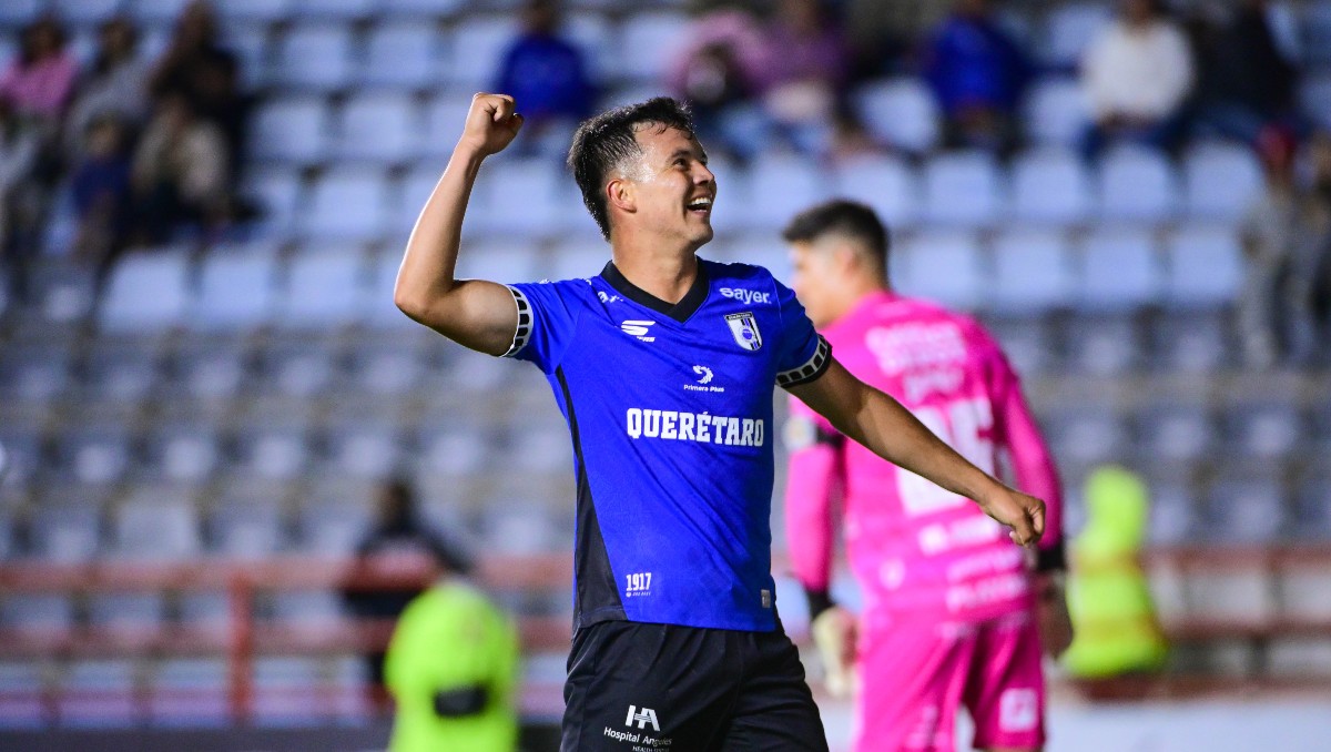 Alí Ávila firma dolete para remontada de Querétaro sobre Pachuca (Imago7)