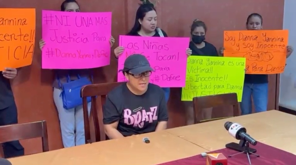 Marchan en Poza Rica para defender a Danna Yanina, implicada en el caso Dafne. | Isabel Zamudio
