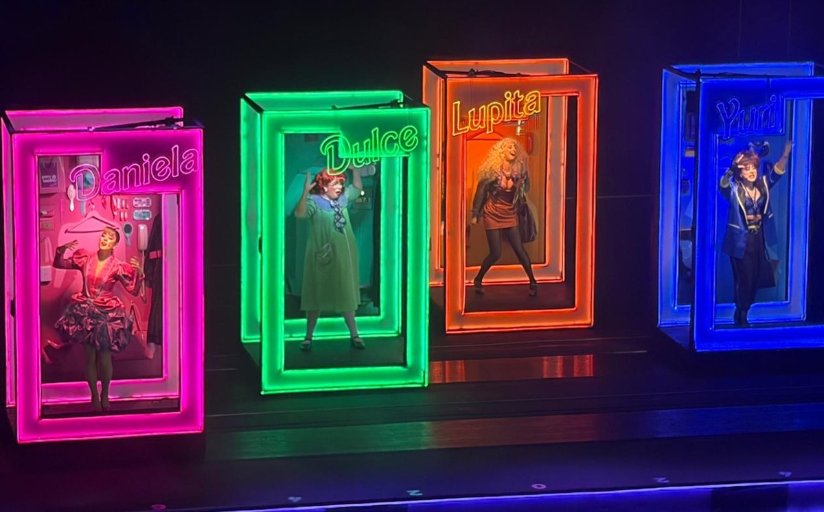 Después de cuatro años, el elenco original vuelve a dar función
