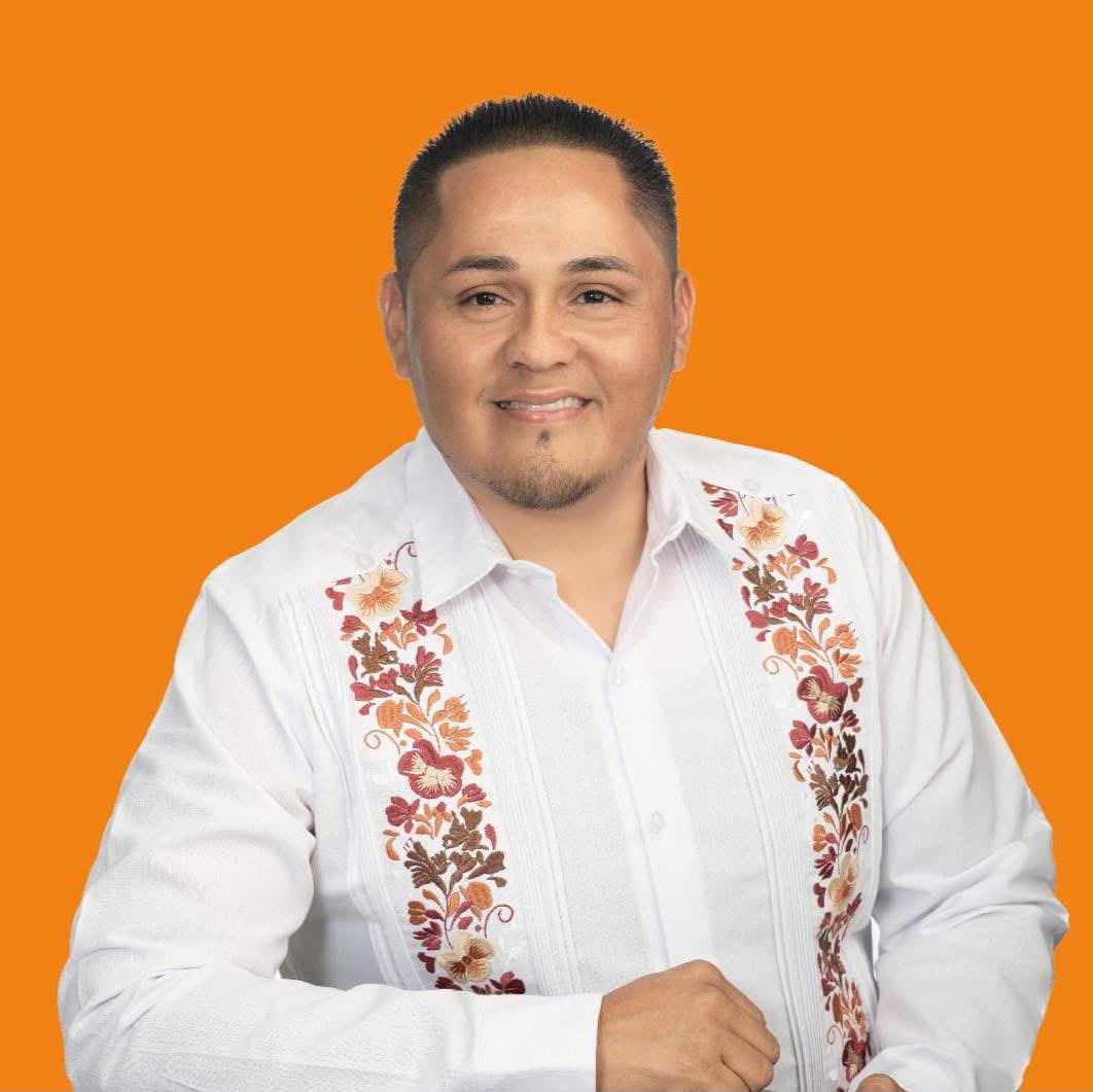 Méndez Flores asumió la presidencia municipal de Huamuxtitlán en 2024 abanderado por Movimiento Ciudadano.