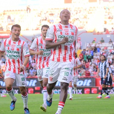 Necaxa se llevó los tres puntos tras vencer a Monterrey en la Jornada 2 del Apertura 2026 de la Liga MX, partido donde Rayados se quedó con un hombre menos.