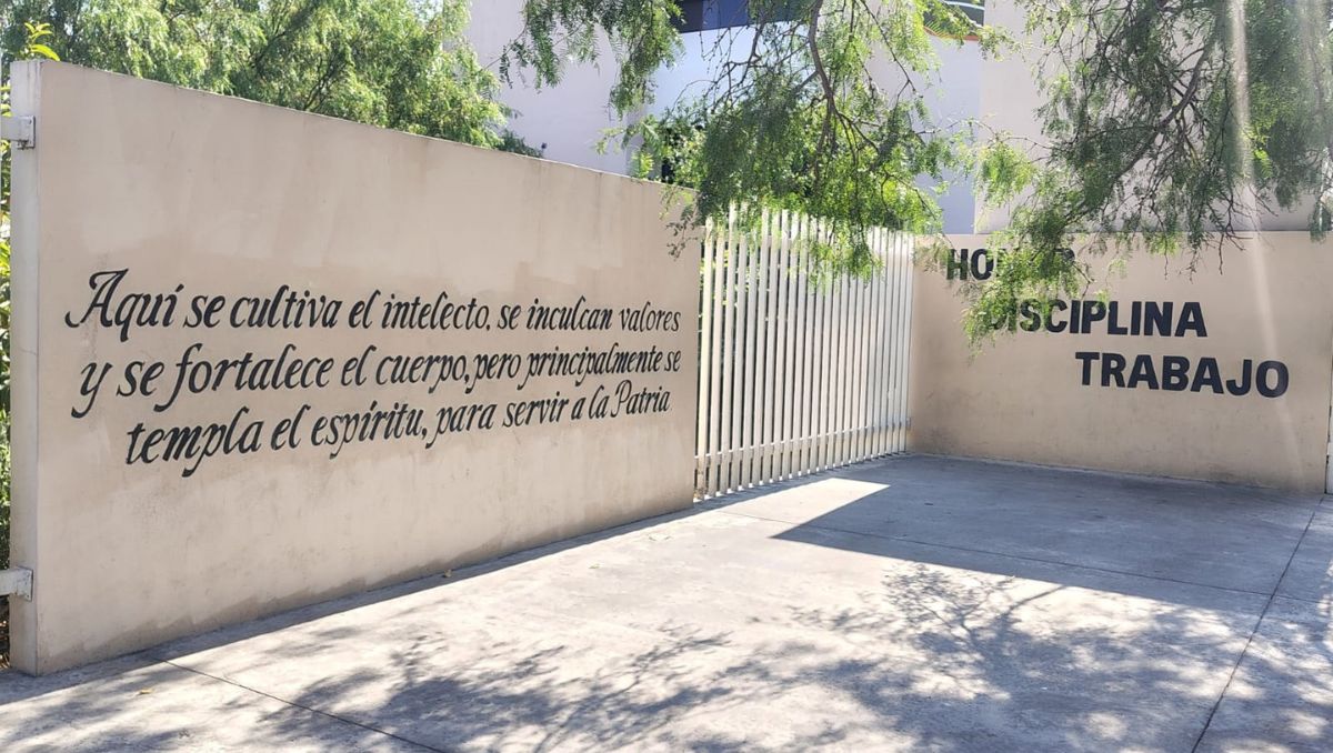 La institución cuenta con 11 planteles en total. Israel Santacruz