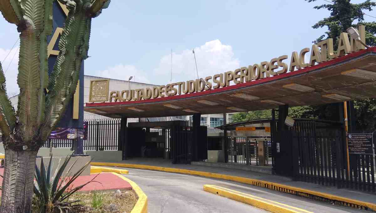 La suspensión temporal de inscripciones en la UNAM mantiene en incertidumbre a miles de aspirantes mexiquenses. | Foto: Carlos Zaid