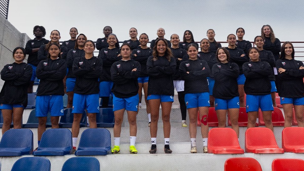 Atlante presenta plantilla para su debut en la Liga Femenil (X @atlantefem)