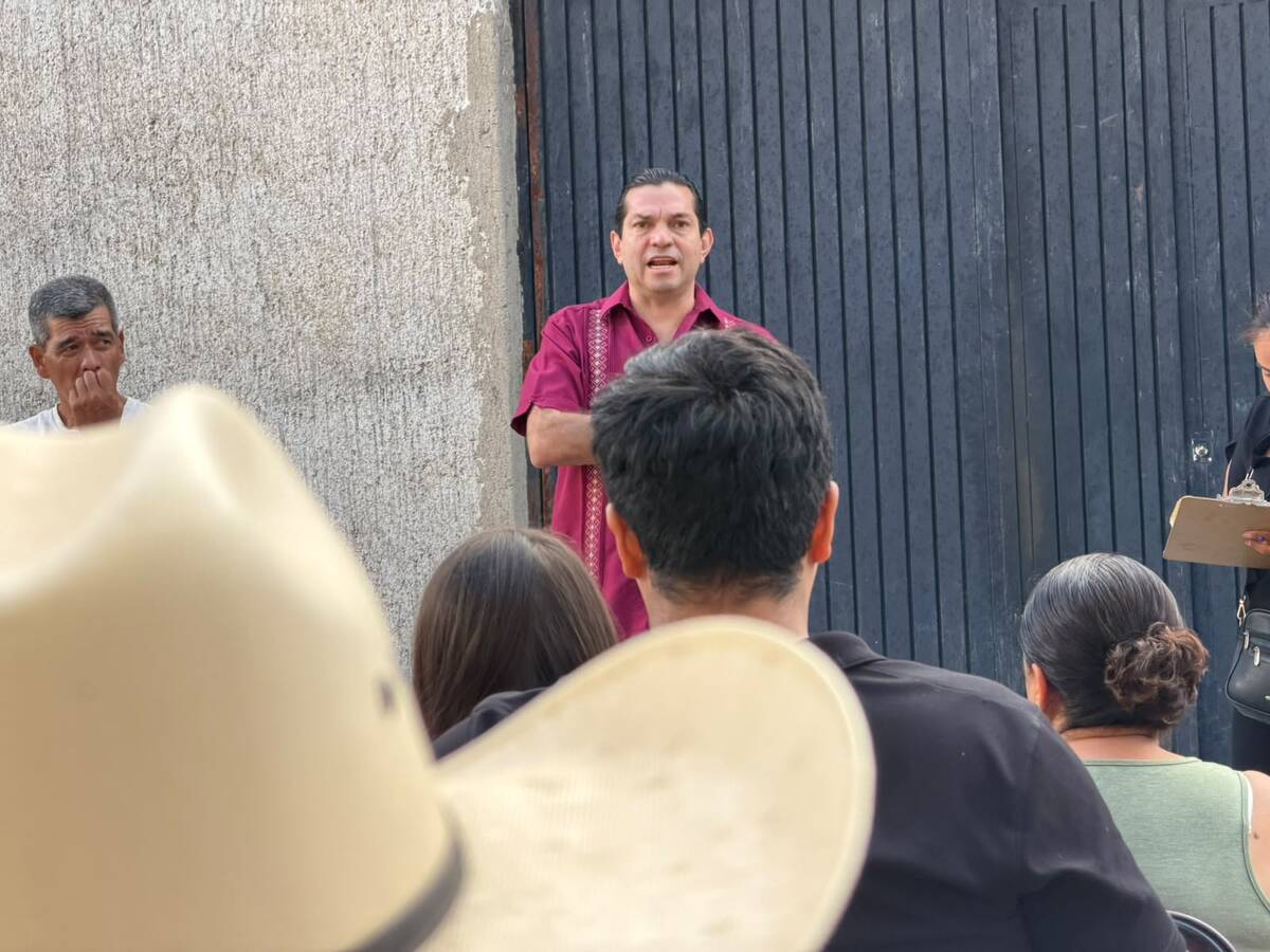 El diputado de Morena pide a Frangie quitar el freno del convenio. (Cortesía Mauro Lomelí)