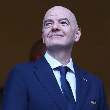 Gianni Infantino, quien causó polémica con su proyecto de buscar inversores privados, se pronunció al respecto al decir que es una oportunidad no una obligación