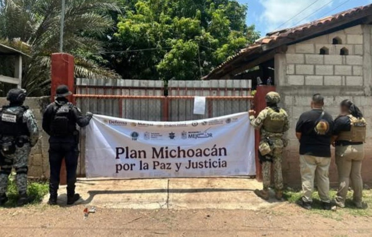 El hallazgo de las 5 mil dosis de metanfetamina ocurrió durante una revisión preventiva a un vehículo| Foto: Especial