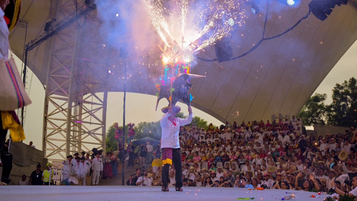 La octava de Lunes del Cerro se celebró en el auditorio Guelaguetza. | Especial