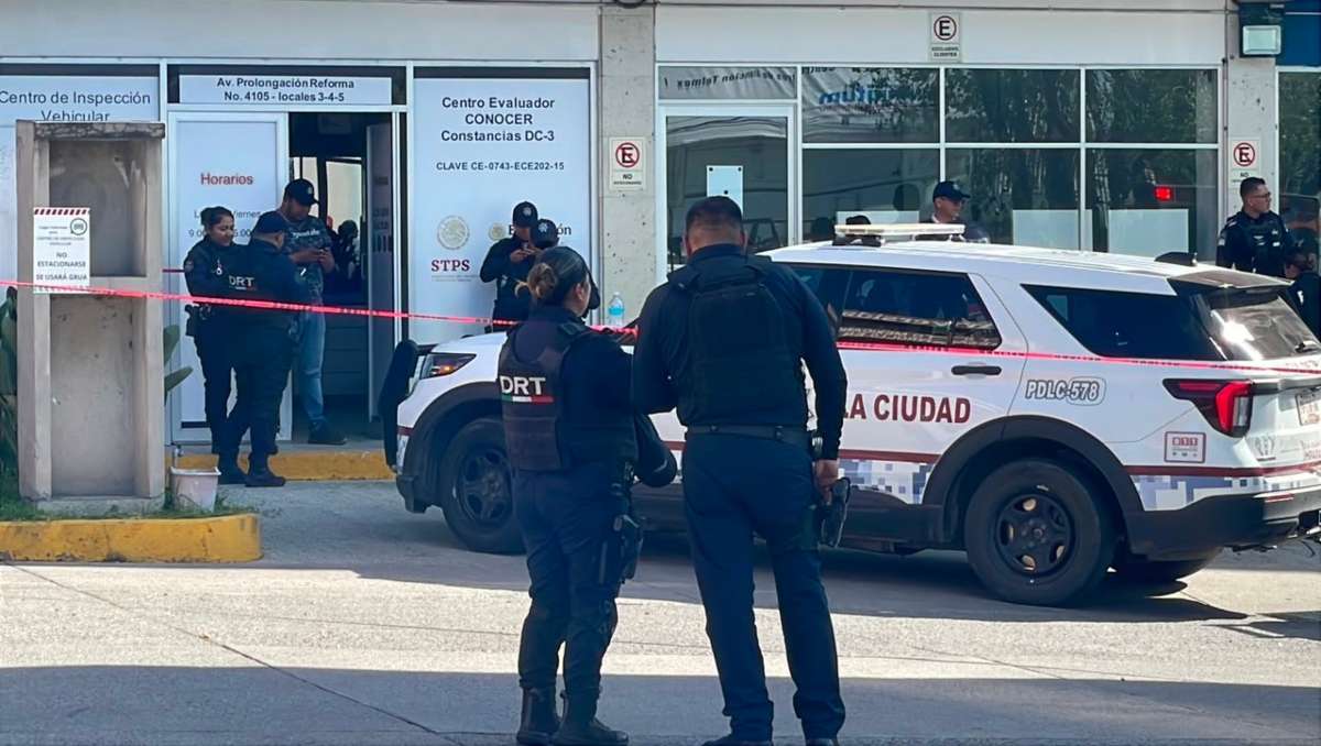 Asaltan a tres hermanos tras salir de un banco en Puebla | Jesús Zavala