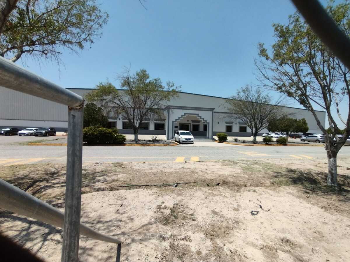 Atienden a 196 trabajadores de Palliser Matamoros por liquidación. | Manuel Guadarrama.