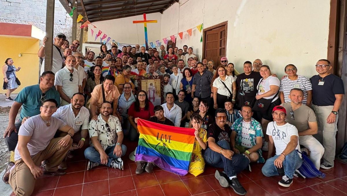 Busca promover el servicio hacia los sectores más vulnerables de la sociedad. | Facebook:  Red Católica Arcoíris México