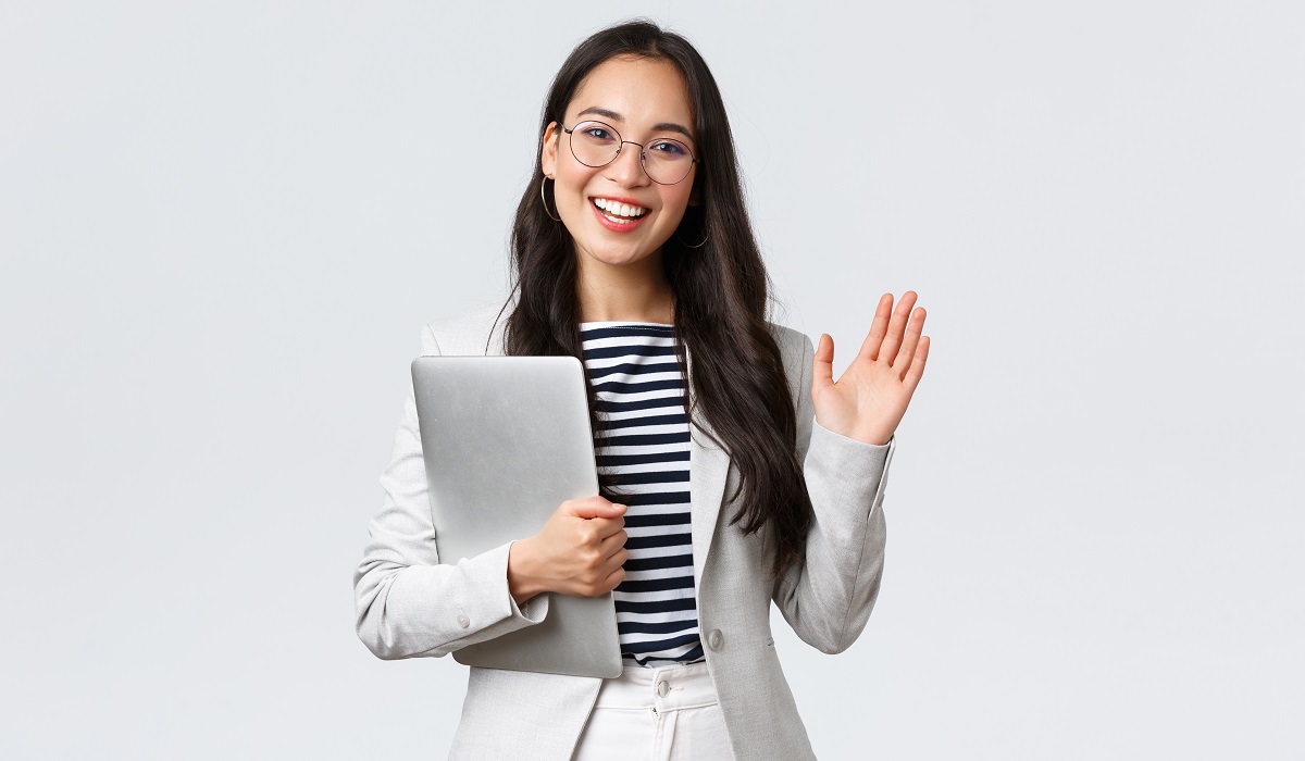 Buscan ser oportunidades en las que los estudiantes y egresados se desarrollen profesional y personalmente. (fotografía de Magnific)