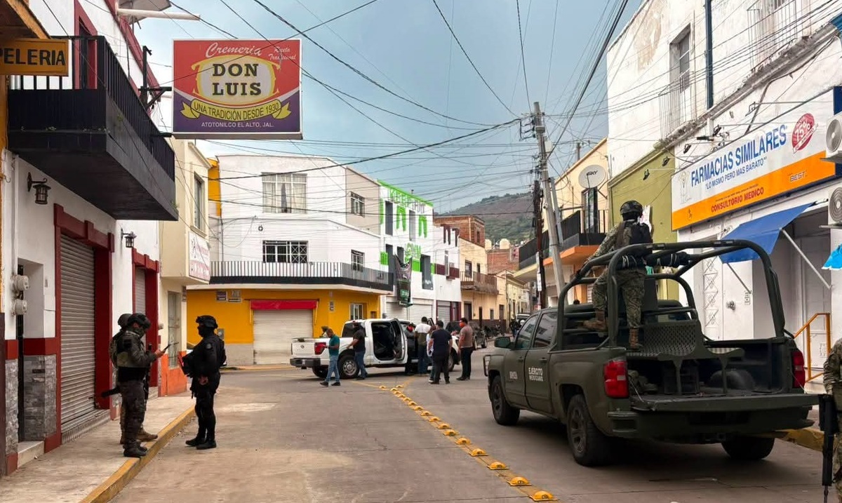 La detención del 'R1' ocurrió en el centro de Atotonilco El Alto. (Cortesía Secretaría de Seguridad Jalisco)