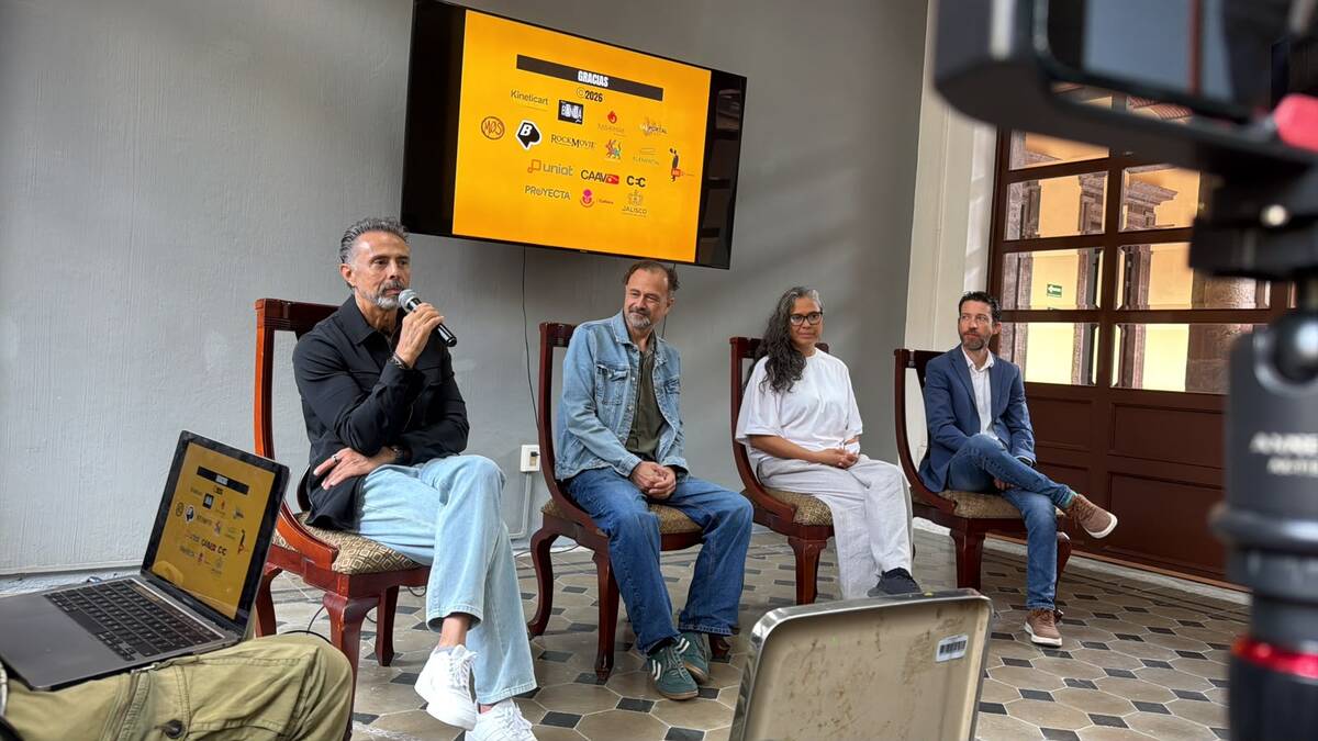 Elenco del filme Paciente en la Cornisa. (Roberto Hustado)