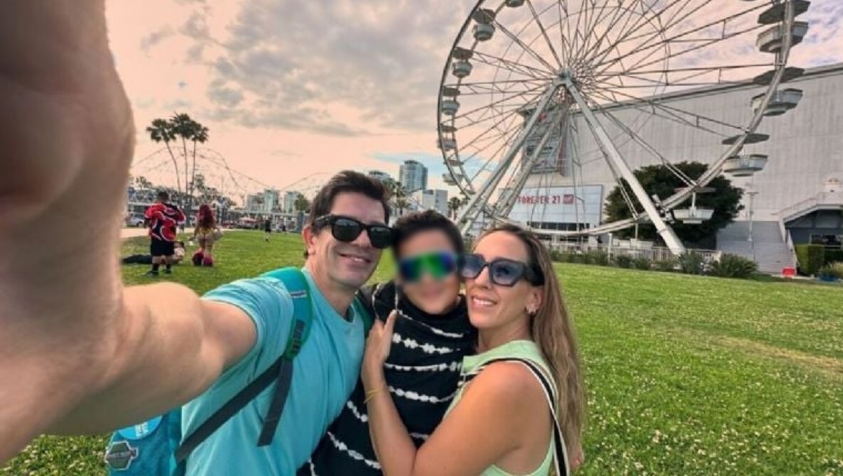 Ella es Cristina Lliteras, pareja de Yahir | Instagram