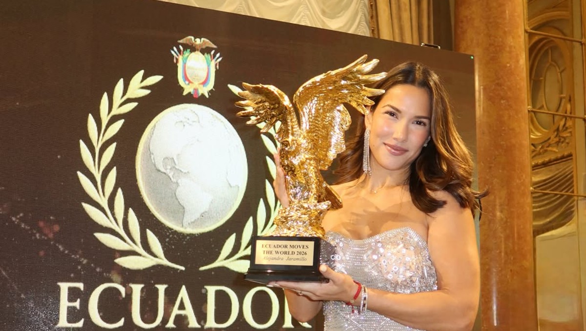 Premio a Alejandra Jaramillo tras salir de Siéntese quien pueda. | FOTO: Alejandra Jaramillo