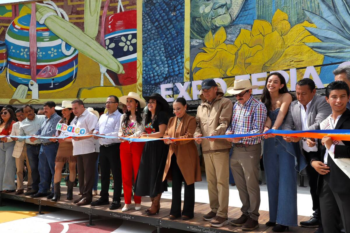 Durante el acto inaugural, la presidenta municipal de Tulancingo, Lorena García Cázarez, destacó la importancia de la seguridad. (Eloy Martínez)