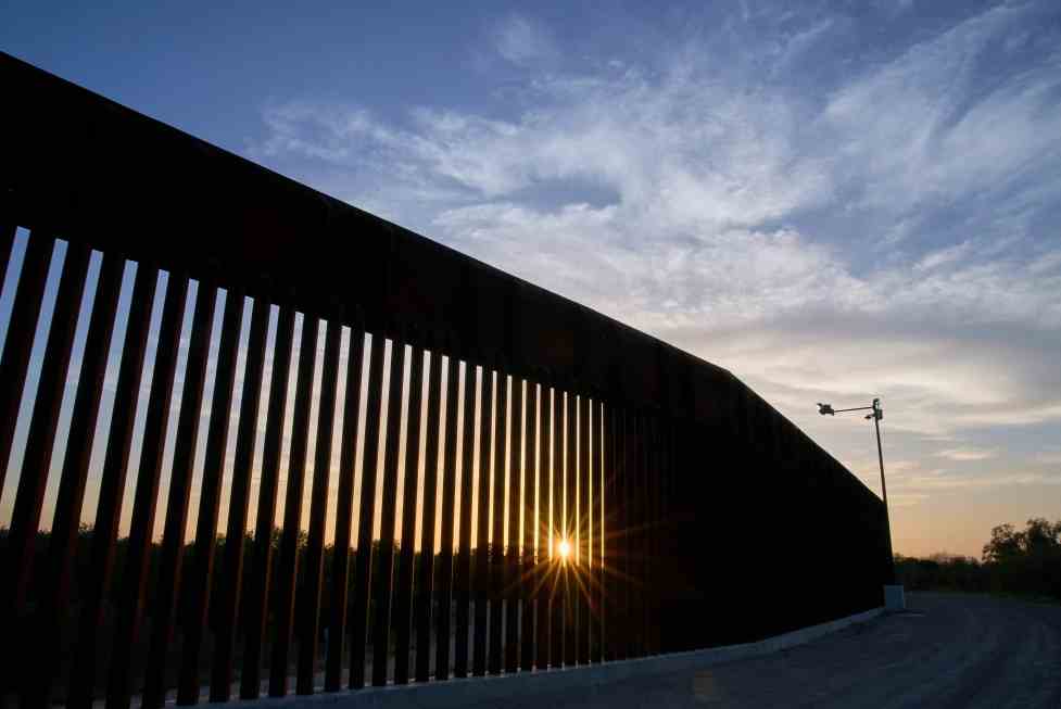 Alertan por afectaciones en muro fronterizo en Texas | Foto: AP.