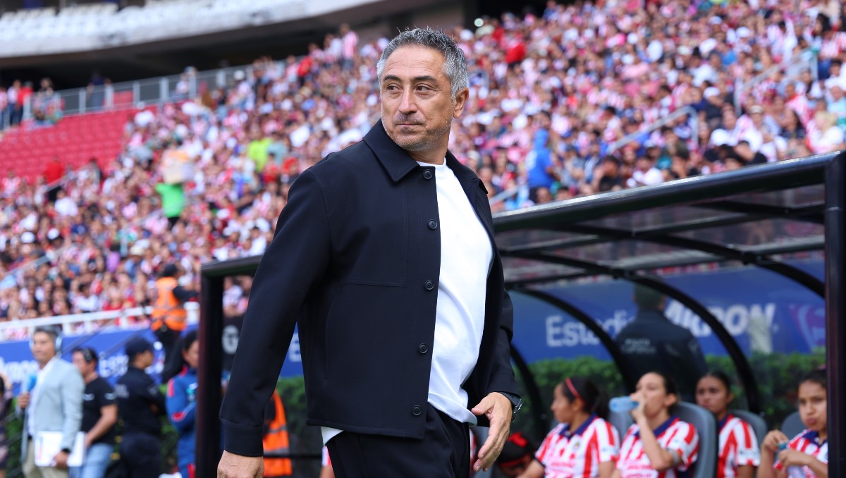 Antonio Contreras, satisfecho con debut de Chivas Femenil en el Apertura 2026 (Imago7)