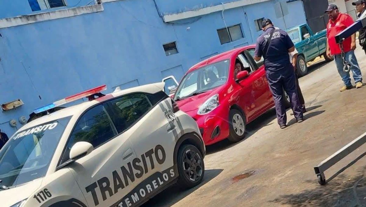 Elementos de Tránsito lograron cerrarle el paso después de varios minutos de persecución | Especial