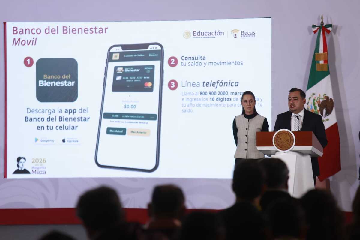 Julio César León Trujillo informó el avance en la entrega de becas en la Mañanera |Foto: Juan Carlos Bautista