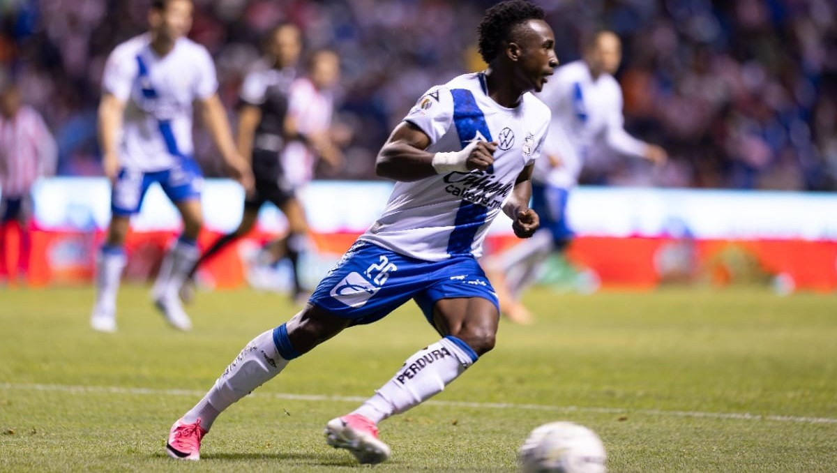 Kevin Velasco , extremo izquierdo del Club Puebla | Cortesía