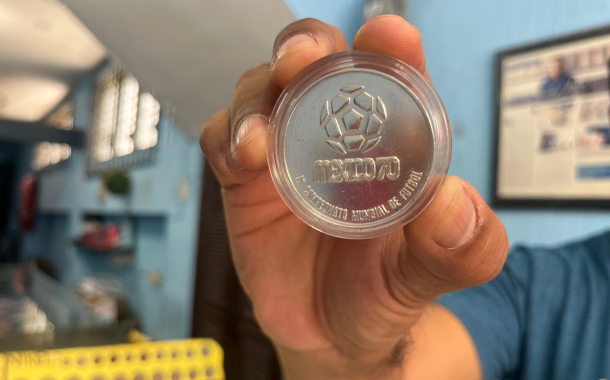 México 70 vive en metal: así cotizan sus monedas conmemorativas. | Foto: Yazmín Sánchez