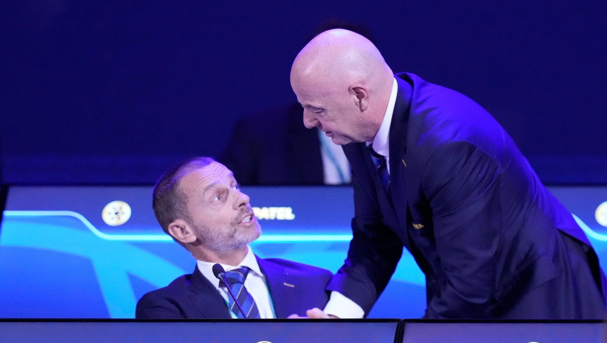 UEFA informa a la FIFA sobre posibles acciones legales tras intento fallido de privatizar el Mundial (AP)