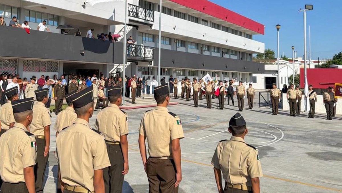 El Bachillerato Militarizado en Reynosa confía que seguirán abiertos. (Cortesía)