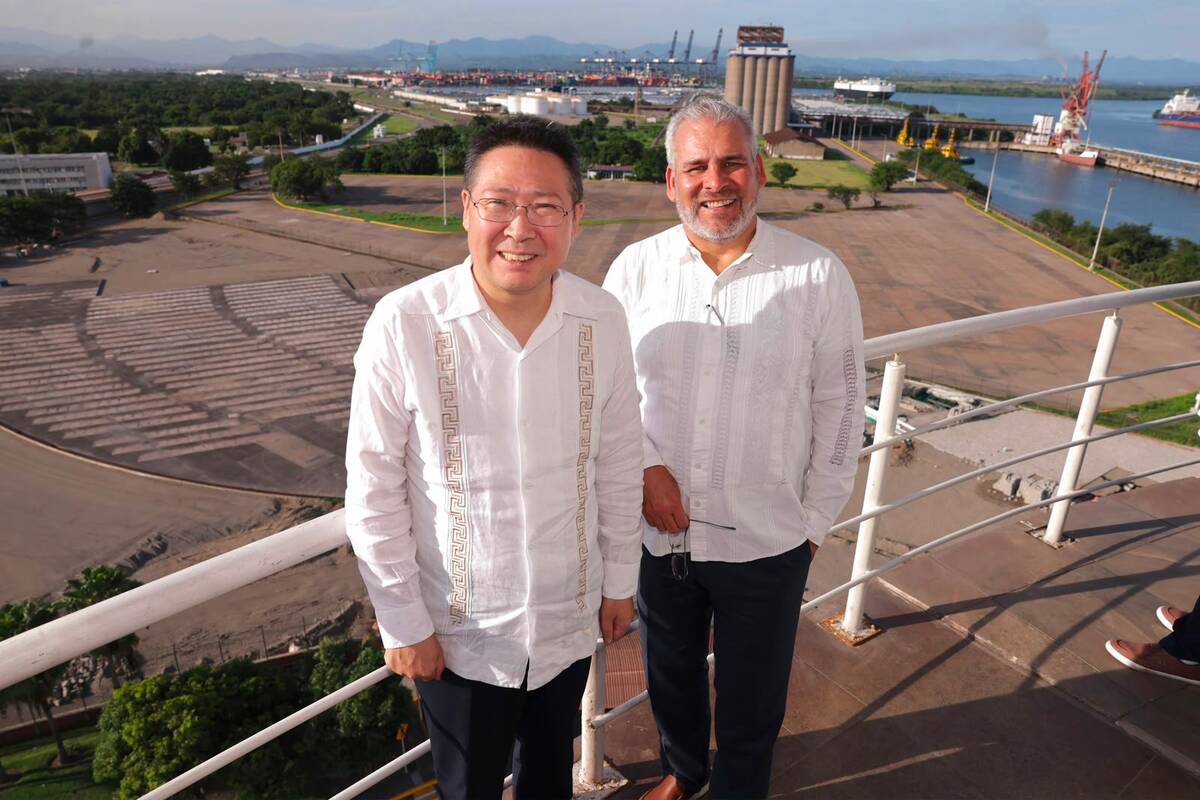 El embajador Chen Daojiang destacó el valor patrimonial del Centro Histórico de Morelia y la Reserva de la Biósfera de la Mariposa Monarca.
