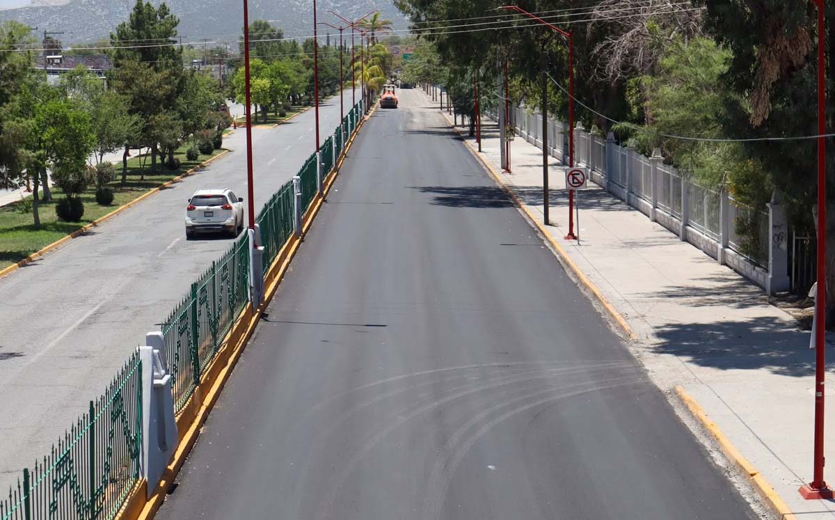 Pavimentación del bulevar Miguel Alemán. | Foto: Cortesía redes sociales Ayuntamiento de Lerdo
