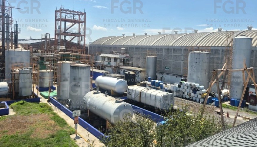 Ubican centro ilegal para procesar combustible en Tizayuca. (Cortesía FGR)