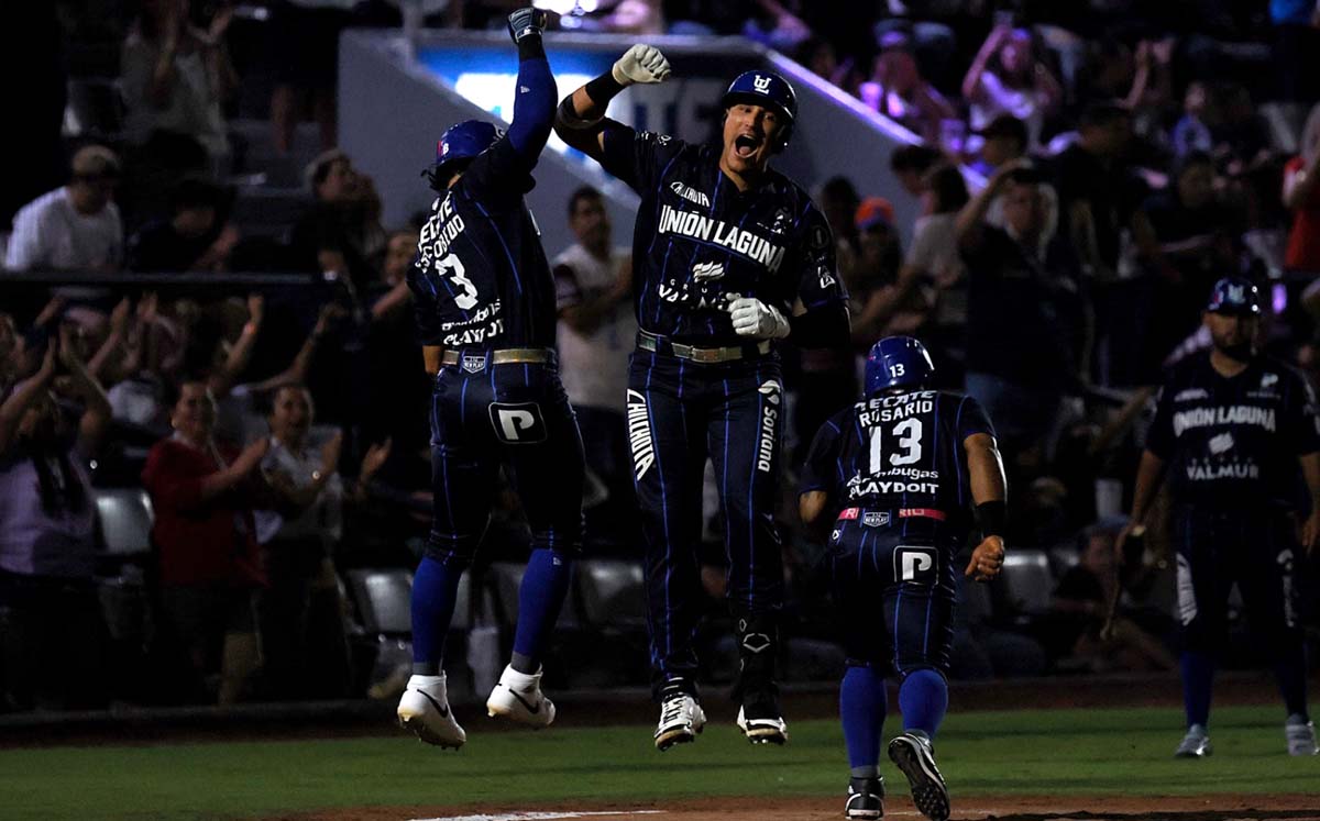 Algodoneros derrota a Saraperos en el primero de la serie. | Foto: Manuel Guadarrma