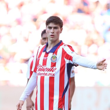 Armando González, delantero de Chivas