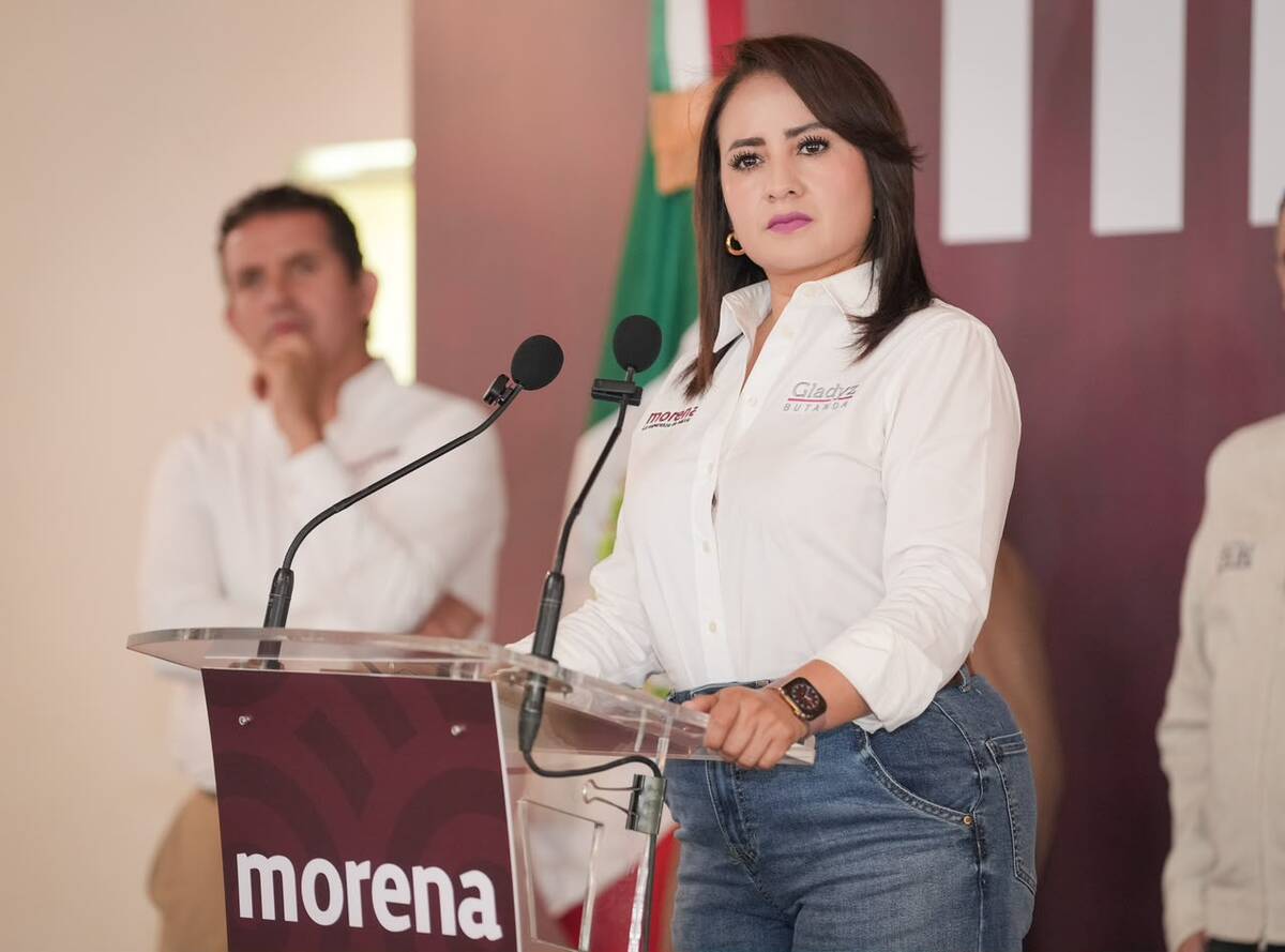 Gladyz Butanda arremete contra la oposición en Michoacán. | Especial