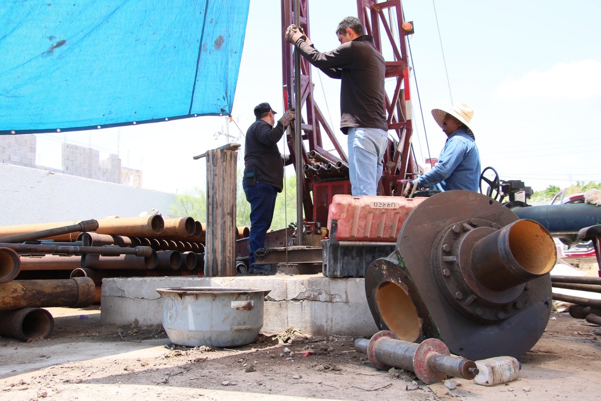 Tras nueve días de reparación, el pozo 27R volvió a operar con un gasto de 35 litros por segundo.| Verónica Rivera.