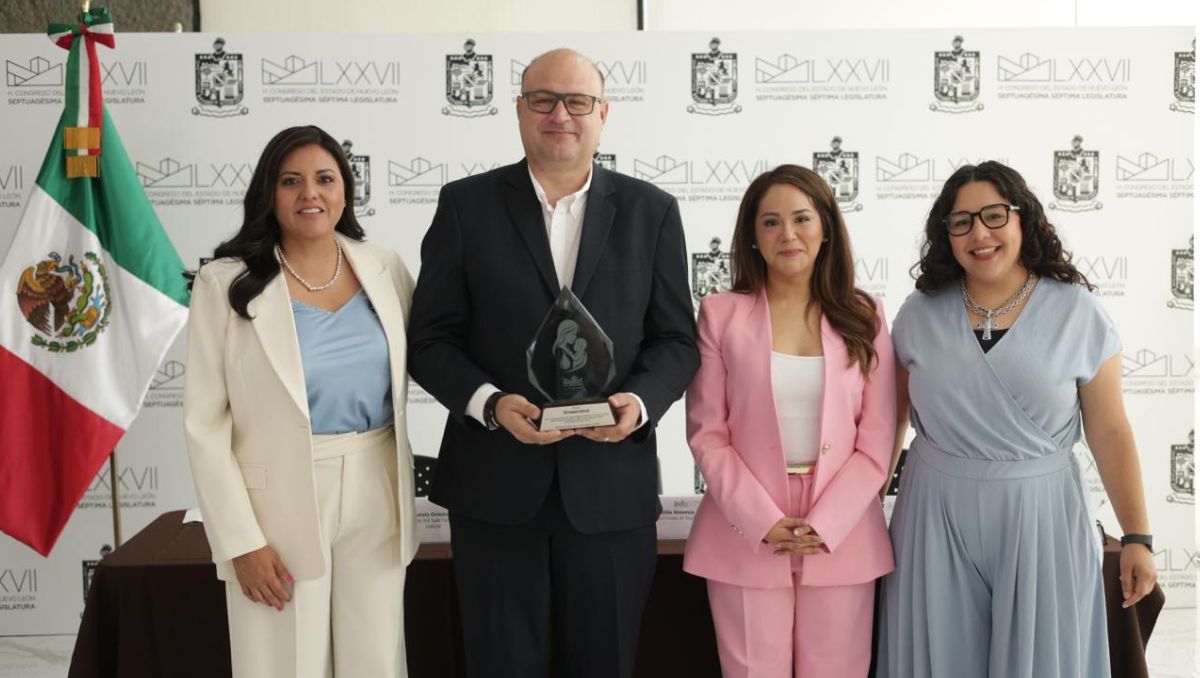 En el foro se premió a empresas y asociaciones que promueven ésta actividad. Foto: Jorge López