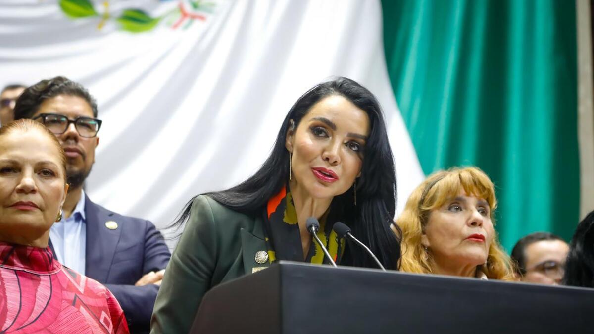Gabriela Jiménez propone facultar al Congreso en materia de IA. | Especial