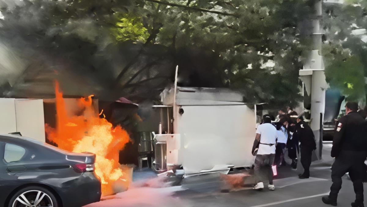 Incendio en puesto de la Obrera. | Especial