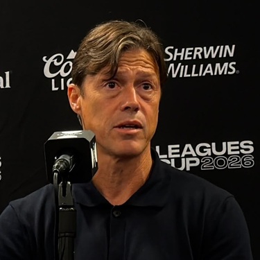 Matías Almeyda, entrenador de Rayados, no quiso hablar del arbitraje, pero no quedó conforme con el tiempo de compensación ante el Orlando City.