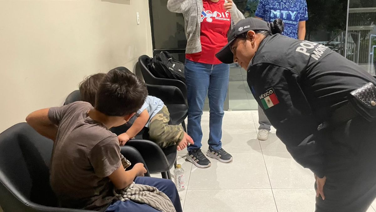 La Policía Turística de Monterrey rescataron a dos niños de 3 y 10 años de edad. Especial